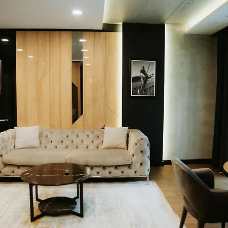 Platinia Hotel