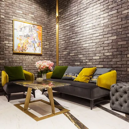 Platinia Hotel