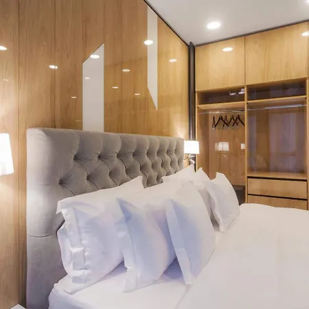 Platinia Hotel 5*