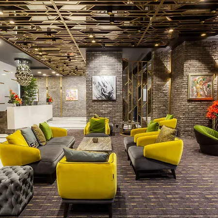 Platinia Hotel 5*